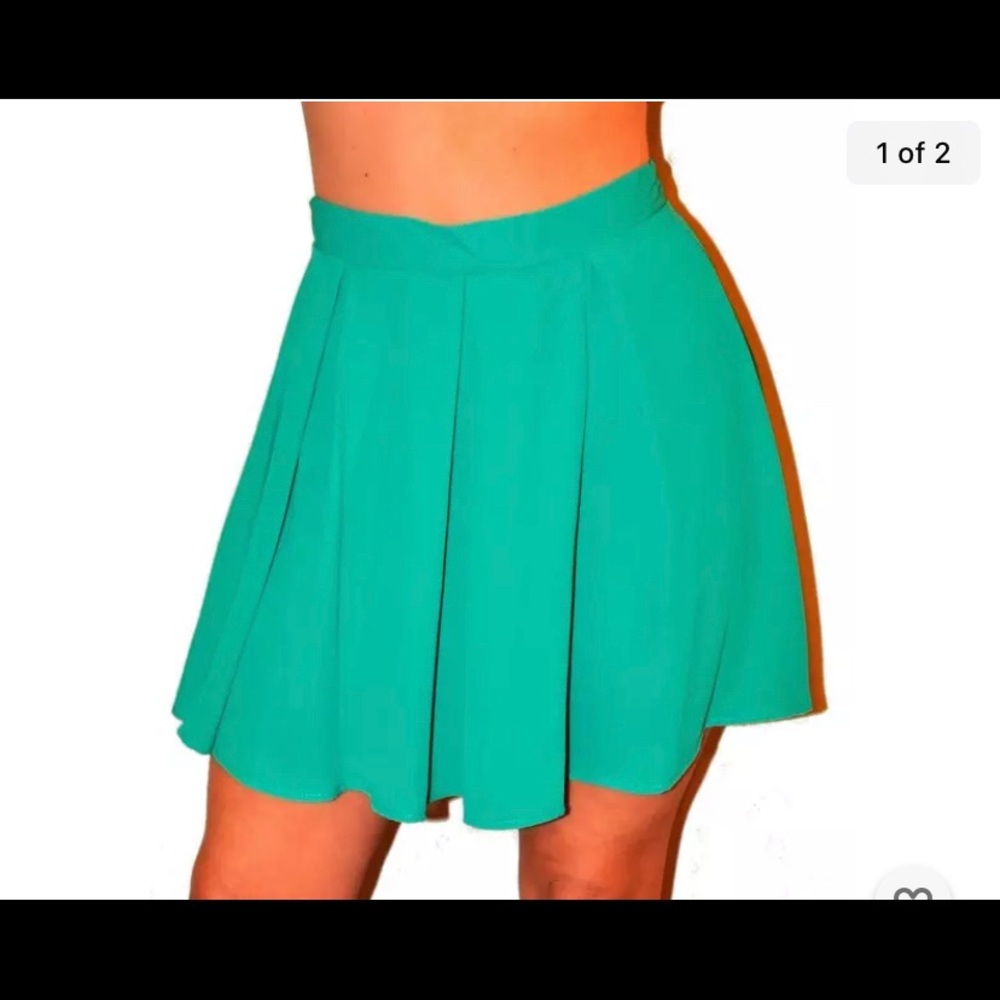 Sexy Green full Pleated Skater Mini skirt S w 25in, L 16inback zipper Swing New